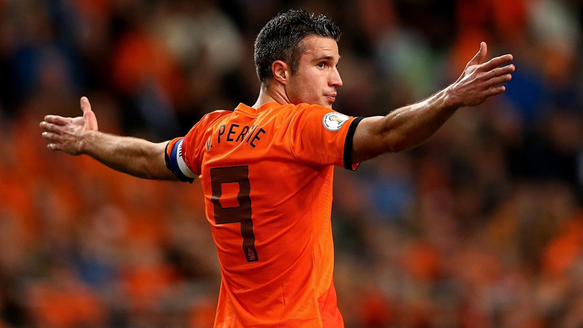 托尼爆发，厄瓜多尔横扫佛罗伦萨，一场跨越时空的足球狂想