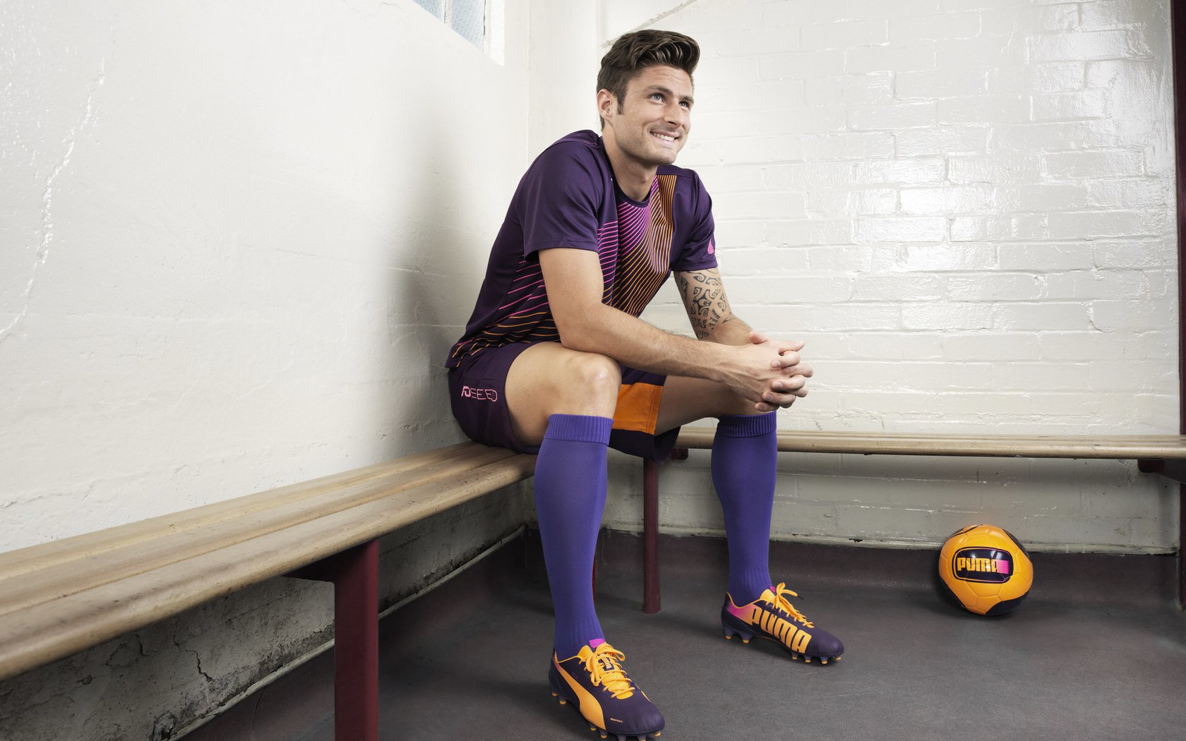 拜仁轻取法国劲旅,托尼·克罗斯刷新助攻纪录